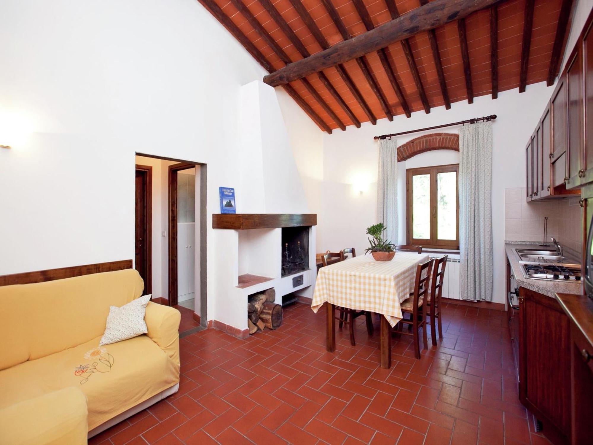 Pleasant Apartment With Swimming Pool Garden Bbq Parking Lucolena in Chianti Buitenkant foto