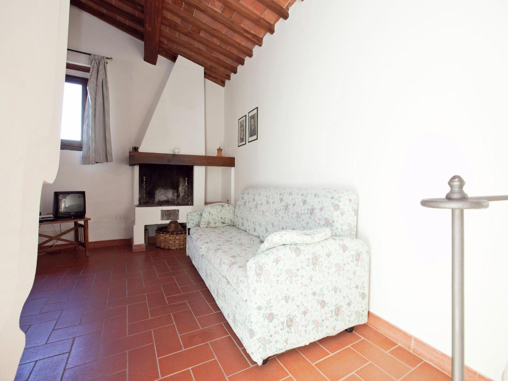 Pleasant Apartment With Swimming Pool Garden Bbq Parking Lucolena in Chianti Buitenkant foto