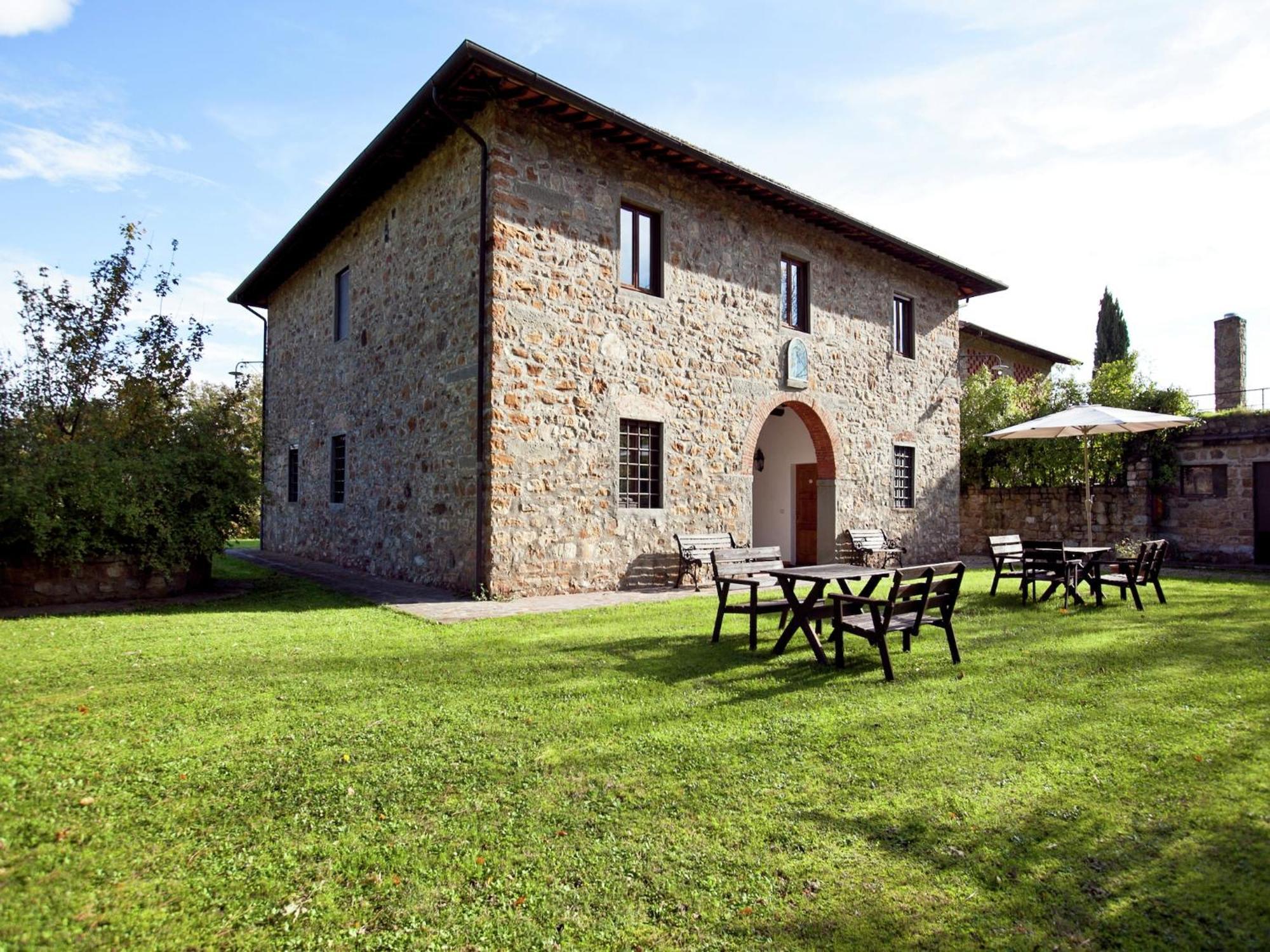 Pleasant Apartment With Swimming Pool Garden Bbq Parking Lucolena in Chianti Buitenkant foto